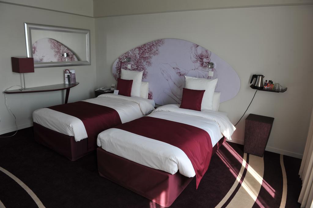 Mercure Paris Bastille Marais Hotel Room photo